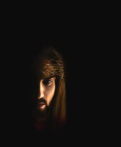 صورة يسوع مع تاج الشوك