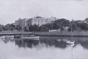 المحاكم القانونية ، Esplanade ، ديربان (b / w photo) بواسطة مصور جنوب أفريقي