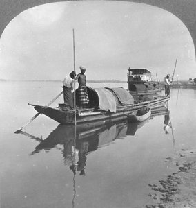 قارب بورمي على نهر إيراوادي ، بورما ، 1908 بواسطة شركة السفر ستيريو