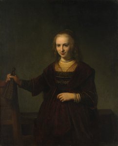 صورة لامرأة.