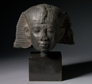 رأس ملك ، الأسرة 21 أو 22 ، c.1069-715 قبل الميلاد