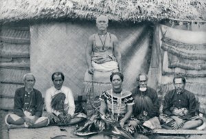 مجموعة من السامويين ، بما في ذلك المتمردين المعروفين ماتافا يوسيفو ، الشخصية الدائمة ، 1902