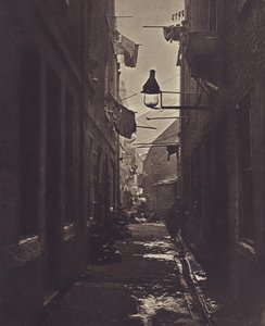  بواسطة توماس عنان