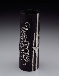 مزهرية ، حوالي 1877-85 (حديد وفضة) بواسطة تيفاني وشركاه