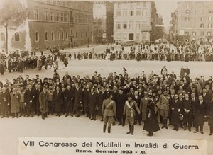 "المؤتمر الثامن لمشوهي الحرب ومعقوهم - روما ، يناير 1933 - 11" (صورة b / w) بواسطة أومبرتو باليسكي