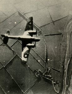 أ بلينهايم يصل إلى هدفه ، 1939-1940 ، 1941. بواسطة غير معروف