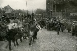 دورية القوزاق والمشاة الروسية ، 1919. بواسطة غير معروف
