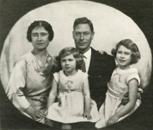مجموعة عائلية ، 1933 ، 1937. بواسطة غير معروف