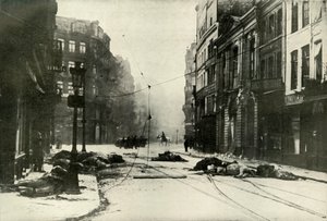 شارع في ليل ، 1919. بواسطة غير معروف