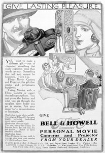 إعلان عن كاميرات وأجهزة عرض الأفلام الشخصية من Bell & Howell ، عشرينيات القرن العشرين بواسطة غير معروف