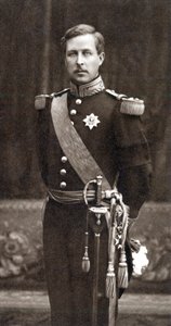 ألبرت الأول 1875-1934 ، ملك البلجيكيين من عام 1909 ، بالزي العسكري بواسطة غير معروف