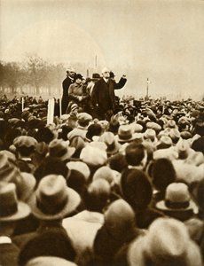 مظاهرة مناهضة للحكومة ، هايد بارك ، لندن ، 6 فبراير 1933 ، 1935. i بواسطة غير معروف