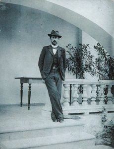 أنطون تشيخوف في يالطا ، 1899-1900 بواسطة غير معروف