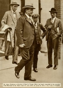 آرثر هندرسون ، 1929 ، 1935. بواسطة غير معروف
