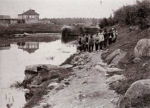 ناقلات بارجة على نهر الفولجا ، روسيا ، c1895 بواسطة غير معروف
