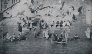 الاستحمام في بيناريس ، 1924 بواسطة غير معروف