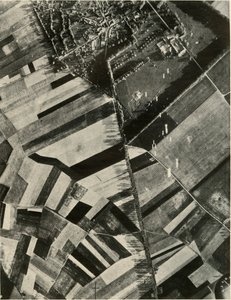 القنابل البريطانية على قافلة العدو ، 1939-1940 ، 1941. بواسطة غير معروف