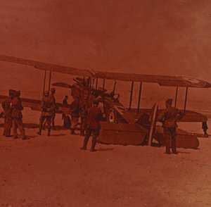 تحطم طائرة بريطانية ، c1914-c1918. بواسطة غير معروف