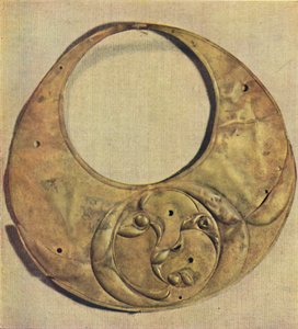 الهلال البرونزي من Llyn Cerrig ، Anglesea ، 1946 بواسطة غير معروف