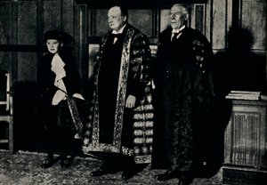 رئيس جامعة بريستول ، 3 يناير 1930 ، 1945. بواسطة غير معروف
