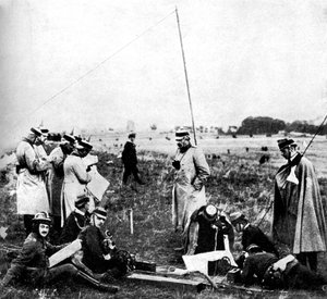 شركة الكشافة الألمانية تتلقى تعليمات هاتفية ، الحرب العالمية الأولى ، 1914 بواسطة غير معروف
