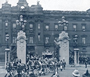 تتويج الملك جورج الخامس والملكة ماري ، لندن ، 1911. بواسطة غير معروف