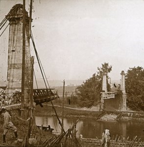 الجسر المتضرر ، دورمان ، شمال فرنسا ، c1914-c1918 بواسطة غير معروف