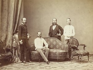 الإمبراطور فرانز جوزيف الأول من النمسا مع إخوانه ، 1864. بواسطة غير معروف