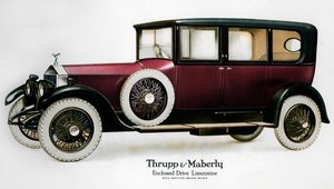 محرك رولز رويس الليموزين المغلق مع قسم خلف السائق ، c1910-1929 بواسطة غير معروف