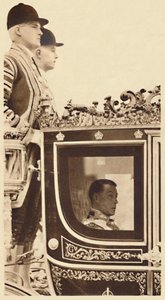 أول محرك دولة كملك ، 1937 بواسطة غير معروف