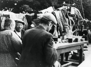 اللاجئون الفرنسيون والبلجيكيون ، رامبوييه ، فرنسا ، 16 يوليو 1940 بواسطة غير معروف
