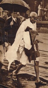 غاندي في لندن ، 1930 ، 1938 بواسطة غير معروف