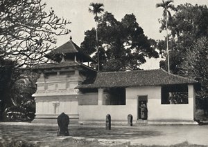 Gedige Vihara ، كاندي مثال على معبد بوذي على طراز الحرم الهندوسي ، Dewale ، بواسطة غير معروف