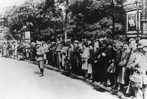 الاحتلال الألماني لباريس ، 14 يونيو 1940 بواسطة غير معروف
