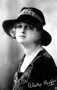 غلاديس كوبر 1888-1971 ، الممثلة الإنجليزية ، 1900 بواسطة غير معروف