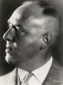 جريجور ستراسر 1892-1934 ، 1930. بواسطة غير معروف
