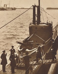 زيارة الأسطول المنزلي - الملك إدوارد غواصة ناروال ، 1936 1937 بواسطة غير معروف