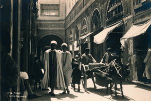 في البازار ، تونس ، مصر ، 1936 بواسطة غير معروف