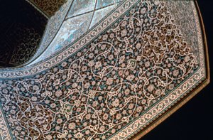 منظر داخلي لقوس ، مسجد الشيخ لطف الله ، أصفهان ، بلاد فارس ، c1615 بواسطة غير معروف
