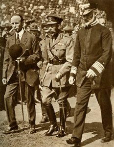 الملك جورج الخامس يحضر مباراة بيسبول في ستامفورد بريدج ، لندن ، 1935. بواسطة غير معروف