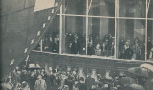 إطلاق الخطوط البريطانية الجديدة العملاقة RMS Queen Mary ، 26 سبتمبر 1934 ، 1936 بواسطة غير معروف