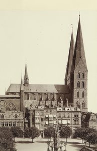 Marienkirche في لوبيك. حوالي عام 1900 بواسطة غير معروف