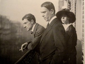موريس رافيل ، فاسلاف نيجينسكي ، برونيسلافا نيجينسكا في باريس ، 1914 بواسطة غير معروف