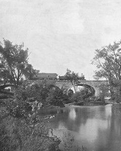 جسر ميل كريك ، سكك حديد بنسلفانيا ، الولايات المتحدة الأمريكية ، c1900. بواسطة غير معروف