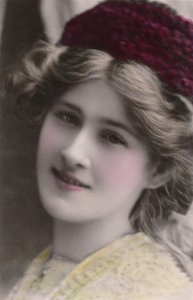 ملكة جمال فيليس داري ، 1890-1975 ، c1930. بواسطة غير معروف