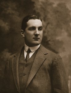 السيد كارلوس إدواردز ، 1911. بواسطة غير معروف