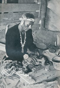 مجوهرات نافاجو الفضية والفيروزية ، 1931 بواسطة غير معروف