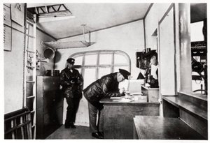 غرفة الملاحة ، Zeppelin LZ 127 Graf Zeppelin ، 1933 بواسطة غير معروف
