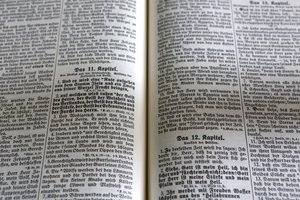 Obersteinbach ، Bas-Rhin ، فرنسا ، le 29/5/2014 - الكتاب المقدس. المعبد اللوثرى. بواسطة غير معروف