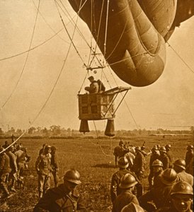 مراقبة مواقع العدو من بالون القاذف ، c1914-c1918 بواسطة غير معروف